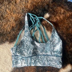 Lululemon sports bra 8